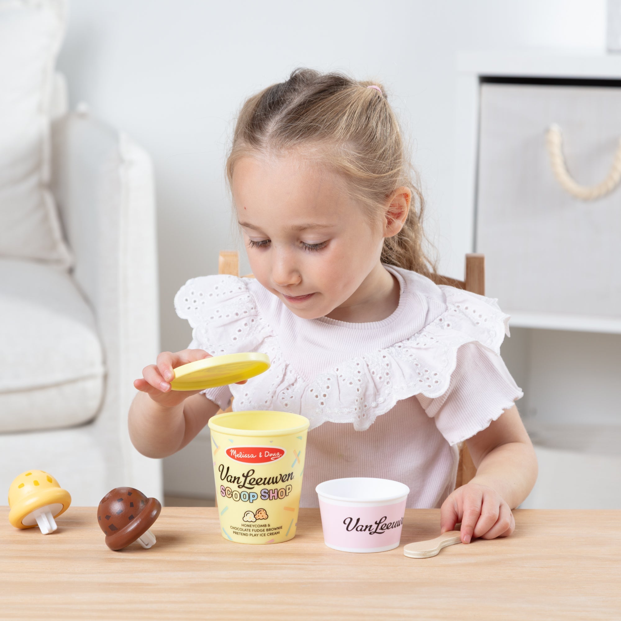 Melissa & Doug x Van Leeuwen Scoop Pack