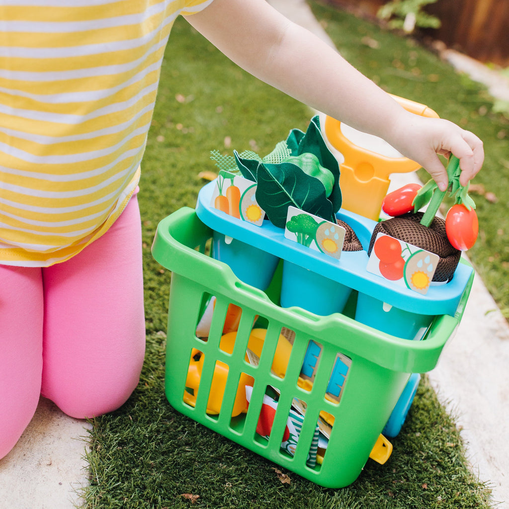 Let's Explore Vegetable Gardening Play Set