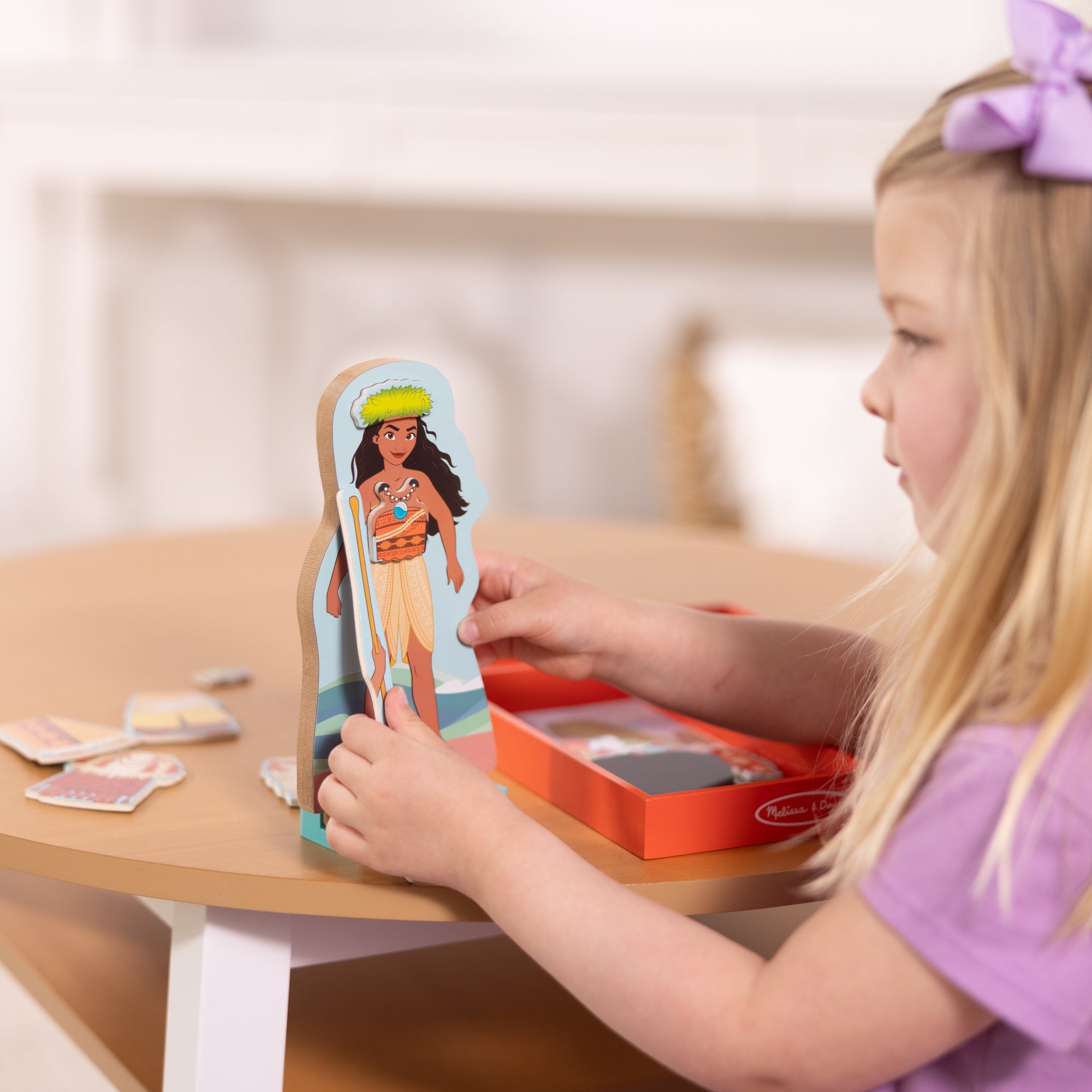 Disney Moana Wooden Magnetic Dress-Up Play Set