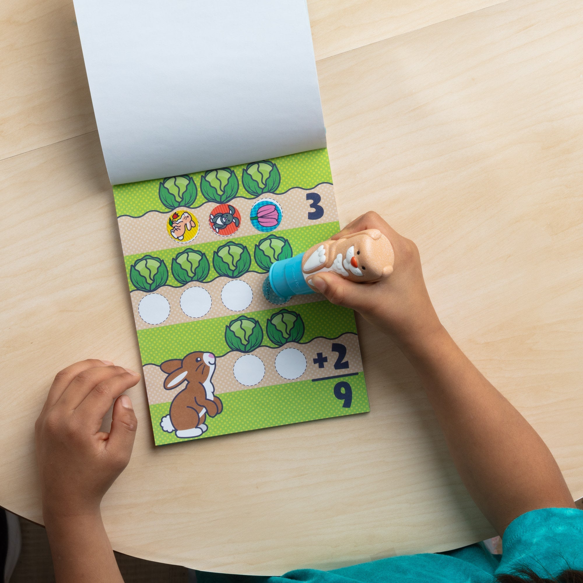 Sticker WOW!™Bunny Bundle: Activity Pad & Sticker Stamper + Mini Activity Pad and 200 Refill Stickers