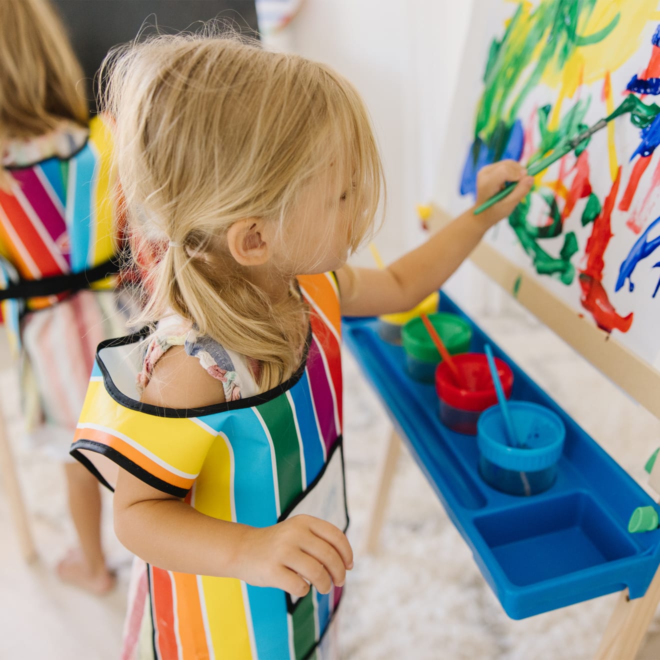 Easel & Accessories Gift Bundle