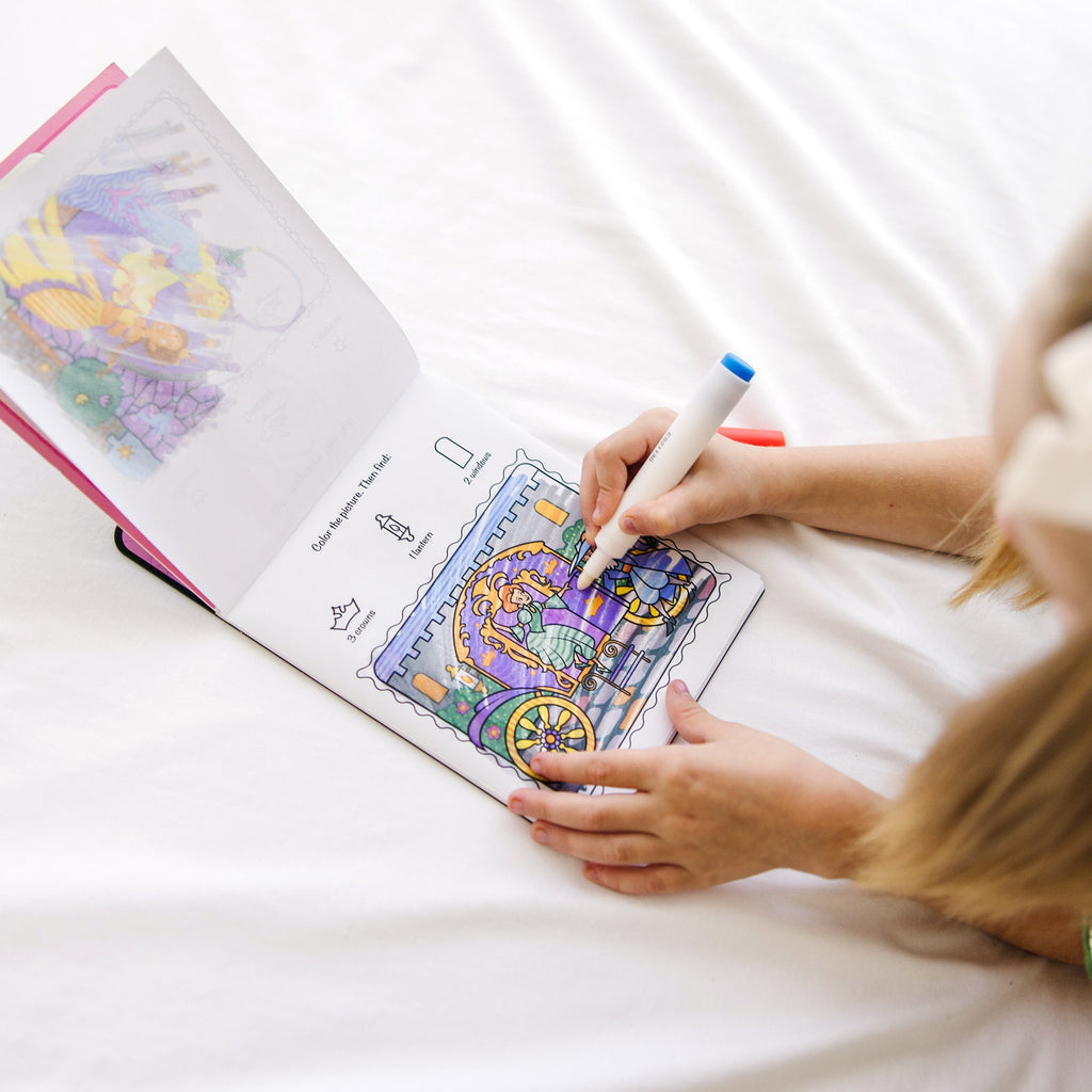 On the Go™ ColorBlast Color Reveal Pad – Princess