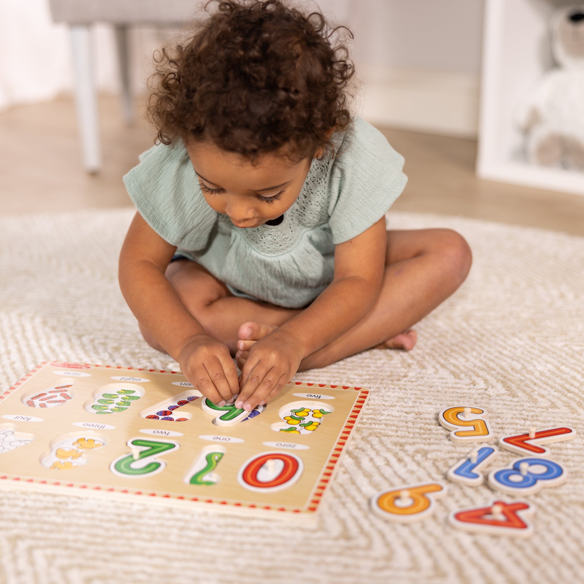 Lift & See Numbers Peg Puzzle - 10 Pieces