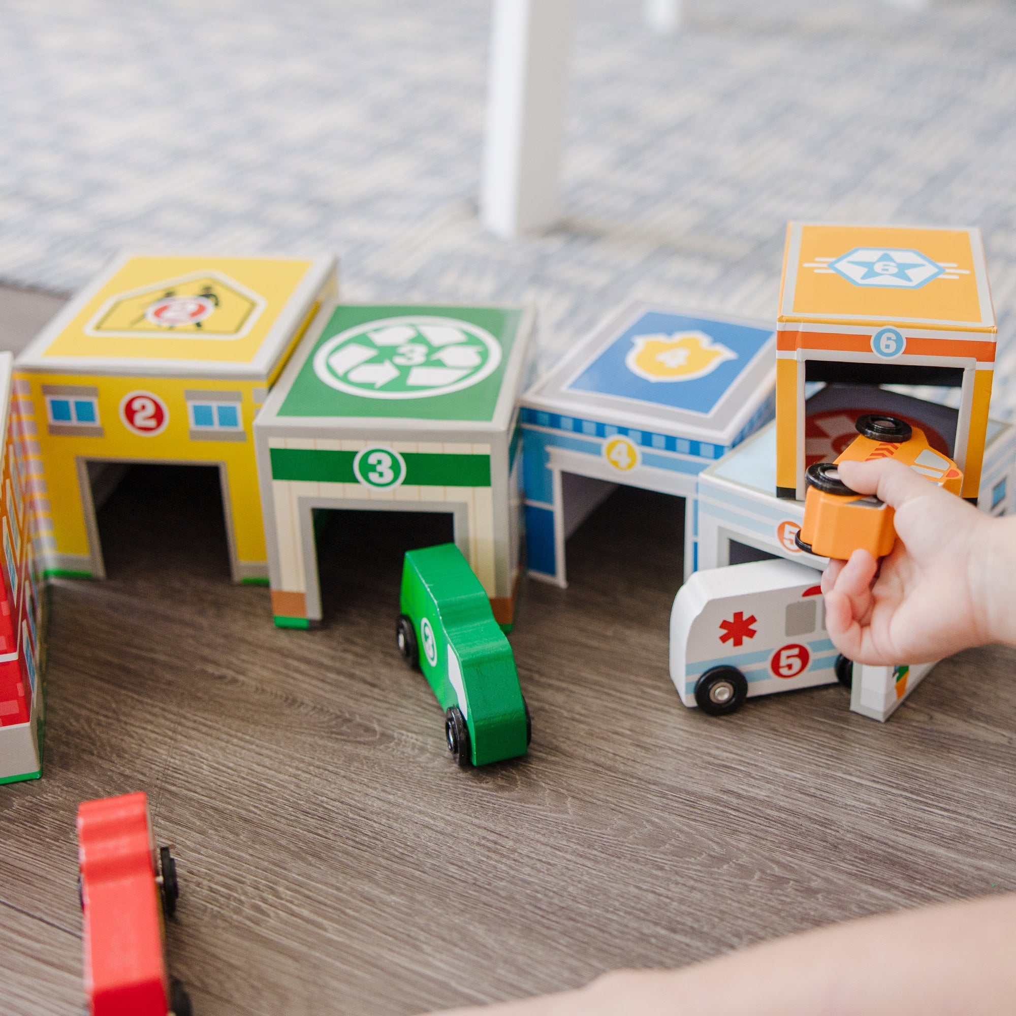Nesting & Sorting Buildings & Vehicles