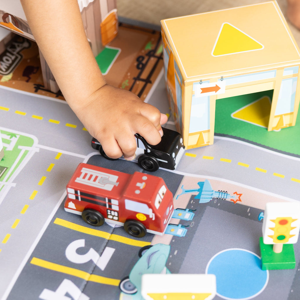 Disney & Pixar's Radiator Springs Nest and Stack Play Set
